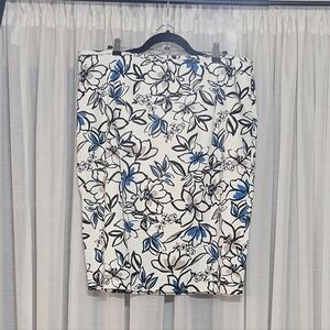 Calvin Klein Blue and Black Floral Pencil Skirt